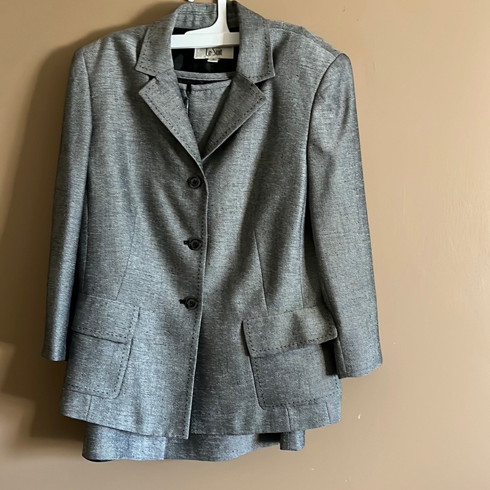 😄Ladies two piece skirt suit